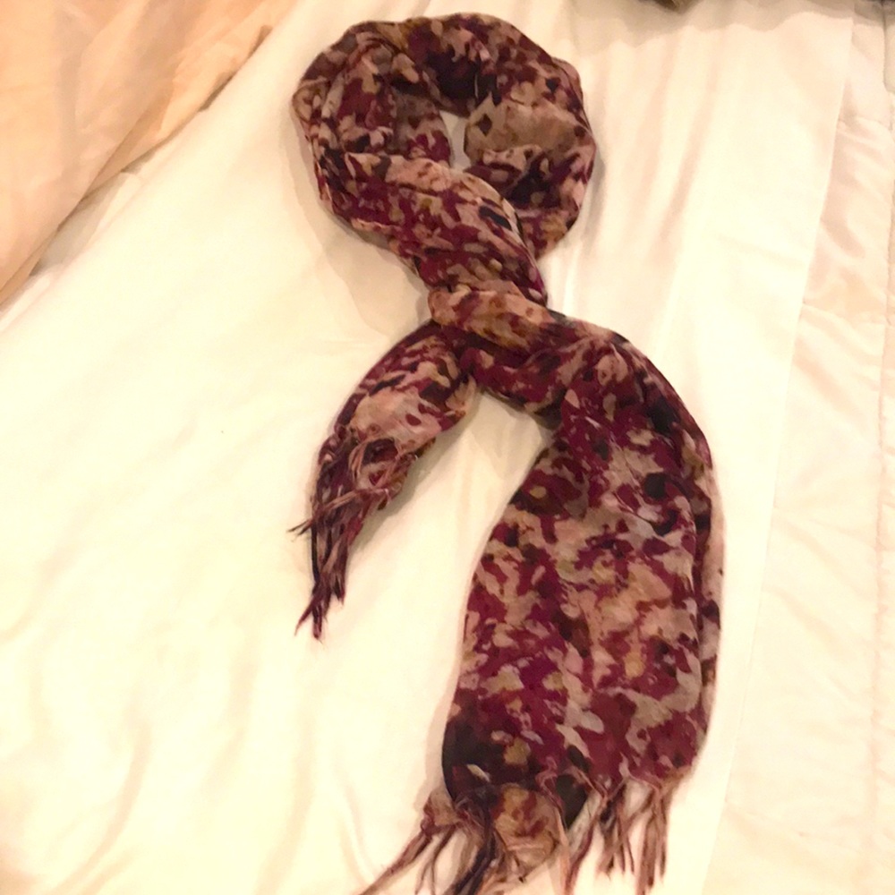 All season lightweight scarf